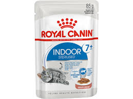 Royal Canin:Feline health nutrition indoor 7+ gravy- salsa (wet food pouches )85g